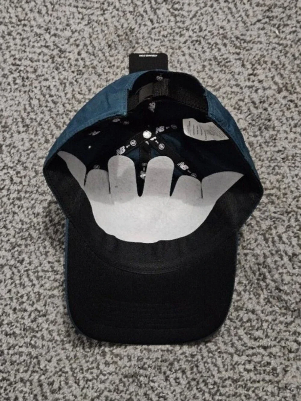 NWT: New Balance Adjustable Cap - OS